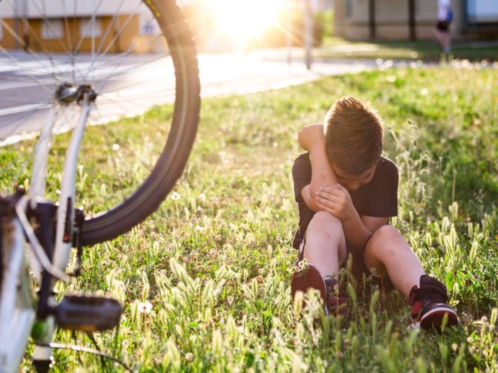 最近、家庭用の電気製品や衣料、自転車において、安全性の観点から無償交換や点検の対象となるリコールが相次いで発表されています。使っている製品が対象でないか、今一度ご確認を。（サムネイル画像出典：Photoroyalty / Shutterstock.com）