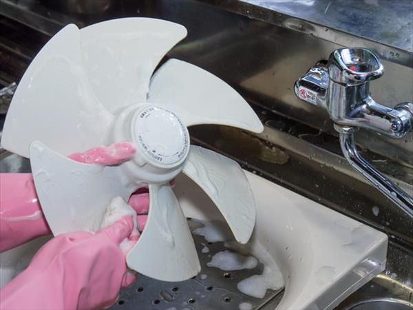 換気扇掃除はつけおき洗いがポイント