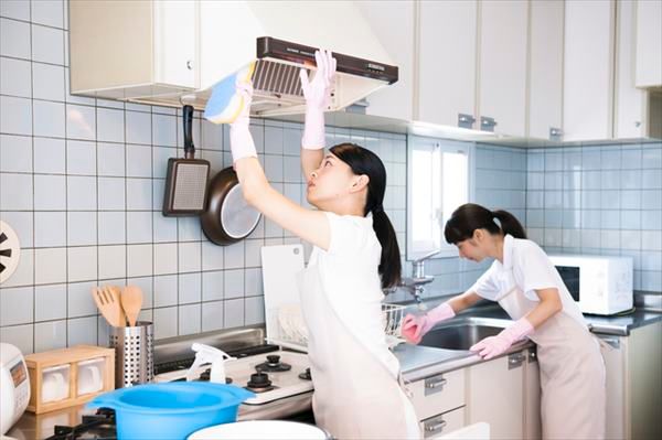 換気扇掃除はクリーニング業者へも依頼可能