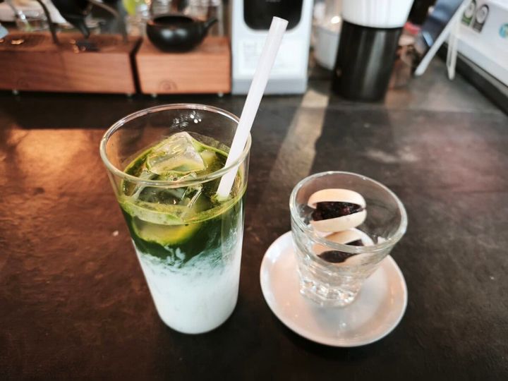 Satén japanese tea 抹茶ラテ ひとくち もなか