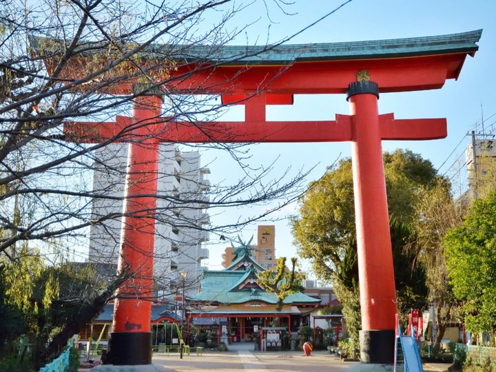 All About ニュース編集部が全国250人を対象に実施した「御朱印に関するアンケート」の調査結果から、「兵庫県の御朱印」ランキングを発表！ 2位「尼崎えびす神社」を抑えた1位は？