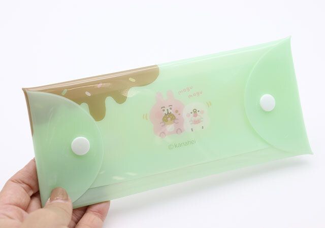 ダイソーのペンケース カナヘイの小動物の裏のデザイン