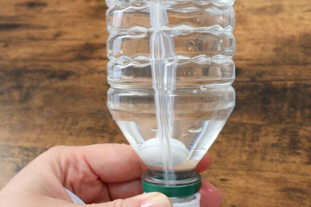 ダイソー逆さで使えるスプレーヘッド注意点