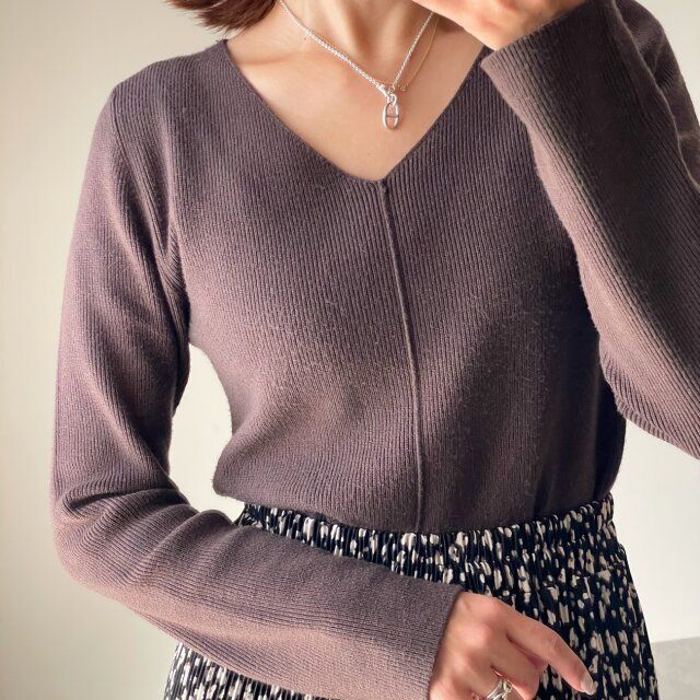 cocaフロントスリットニットのBROWN