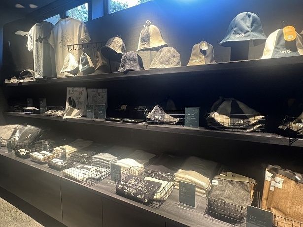 オリジナルグッズの販売もある