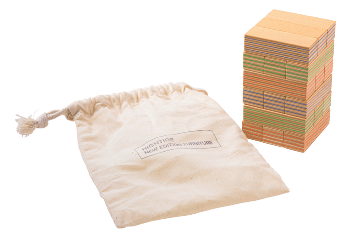 〈NEW EDITION FURNITURE × HIGHTIDE〉のブロックタワー