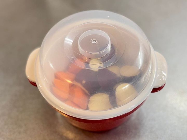 100均の蒸し器が超使える！さつまいもを蒸してみたら…えっ、こんなに美味しいの！？