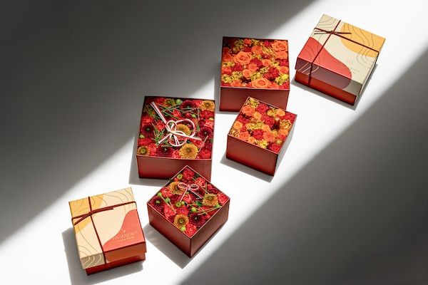 ニコライ バーグマン初のフラワーボックスも！ニューイヤーコレクション2026が販売