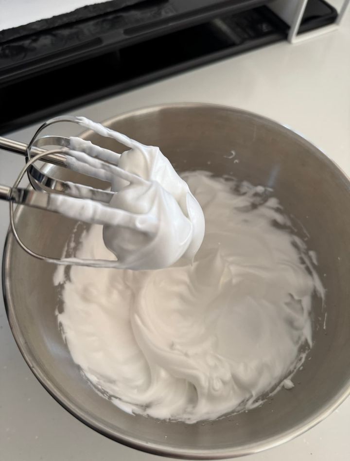 卵ひとつ分で作るロールケーキ