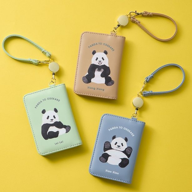 パンダ3きょうだい シャンシャン・シャオシャオ・レイレイ リール付きパスケース(月1個、2860円)