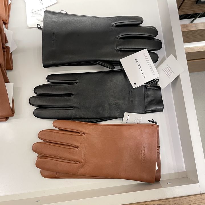 【2025年】恋人に贈るのにちょうどよい、質の高いクリスマスプレゼント14選