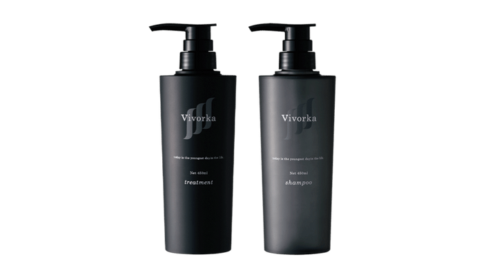 冬のボーナスの買い物におすすめ！ 価格別・arエディター購入品11選 Vivorka （右）モイスチャースムージングシャンプー450㎖ （左）モイスチャースムージングトリートメント450g 各￥8,80