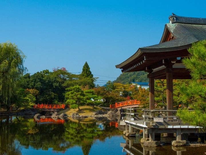 All About ニュース編集部が全国250人を対象に実施した「老後に住みたい自治体に関するアンケート」の調査結果から、老後に住みたい「福井県の自治体」ランキングを発表！ 2位「越前市」を抑えた1位は？