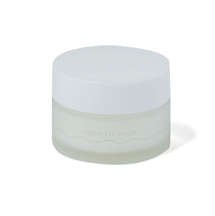 うるおいをキープしたい！冬の乾燥から肌を守るスキンケアアイテム