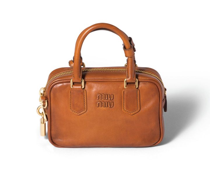 スタイリスト RINO NAKAMURA