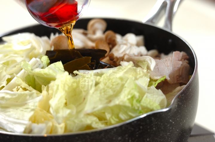 豚しゃぶと白菜の蒸し煮の作り方1