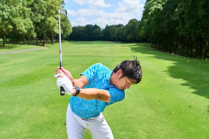 ”リズムがいいスイング”とはどういうこと？男子プロがわかりやすく解説