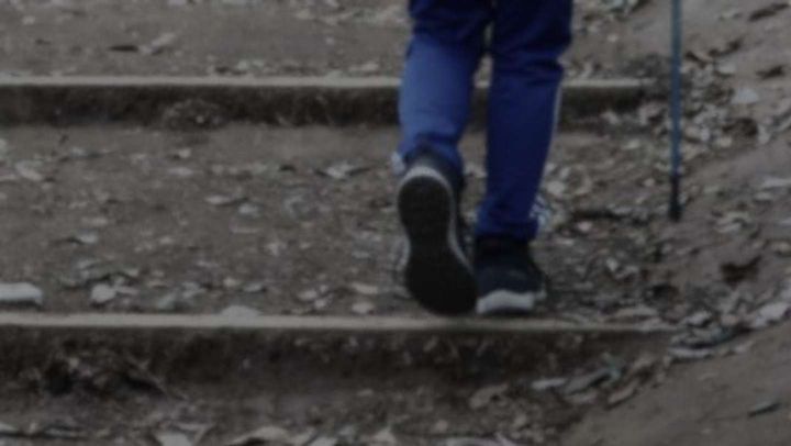 助けてくれる人が現れて（画像はphotoAC）