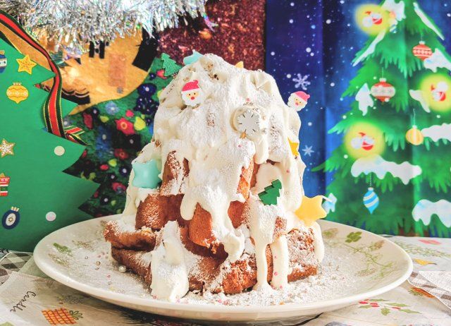 ベーカリー「DONQ（ドンク）」イタリア伝統発酵菓子「パンドーロ」クリスマスツリーケーキのアレンジ（ 完成）