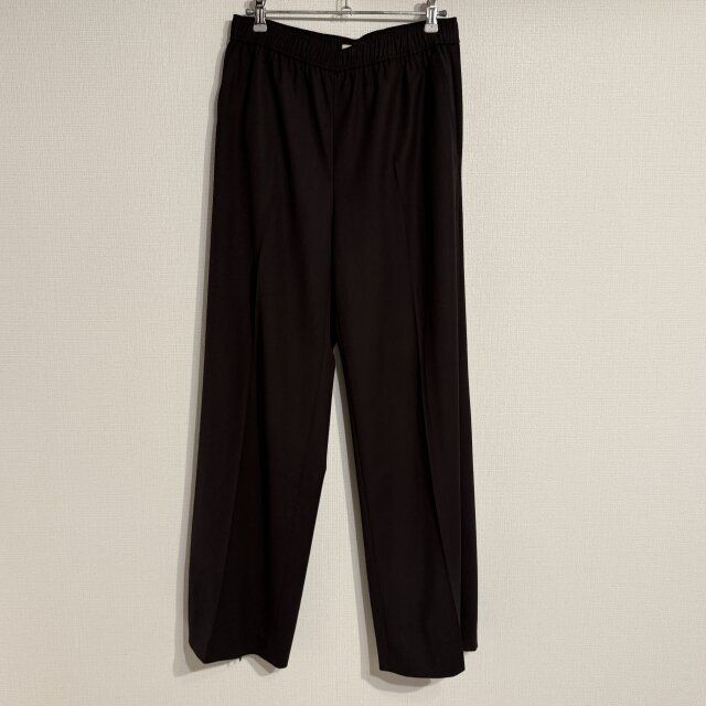 デ プレ イージーストレートパンツ ダークブラウン