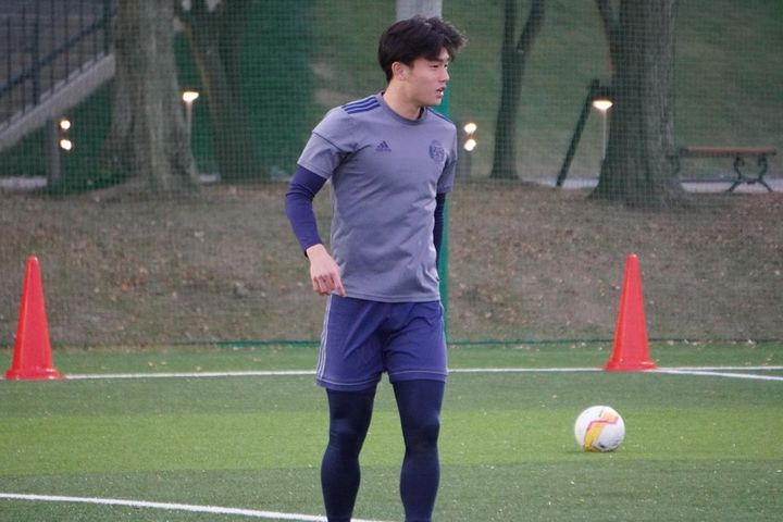 画像: 東洋大の練習に励む山之内（写真 縄手猟）