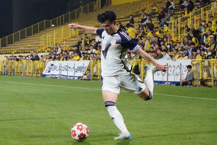 画像: 内定先の柏相手に先制点を奪った山之内（写真 縄手猟）