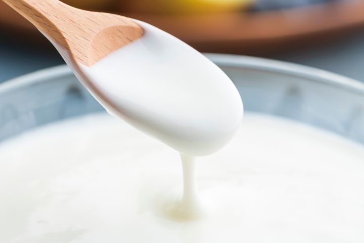 とろっとなめらかなヨーグルト