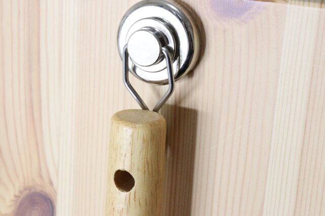 ダイソーの木柄PPたわし収納