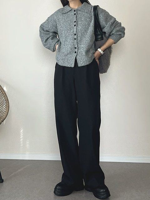 黒ワイドパンツコーデ2