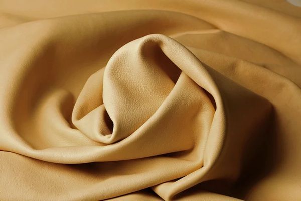 新しいサステナブルの形！どんぐりのヌメ革「ペリット・クプール」が誕生