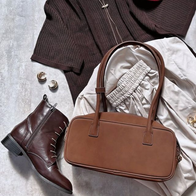 GU「ワイドボストンバッグ」