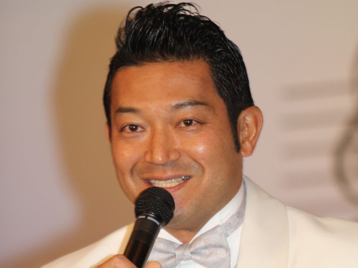 山口智充（2013年撮影） width=