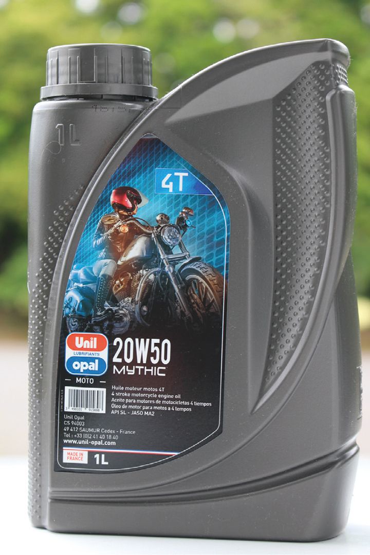 メンテで一番大事なことは……オイル管理でしょ!!｜話題のユニルオパールオイルをC125に入れてみました