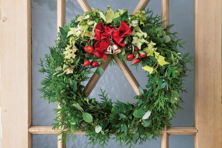 ハーブで作る簡単＆豪華な【クリスマスリース】ローズマリーやマートルの香りが癒やしに