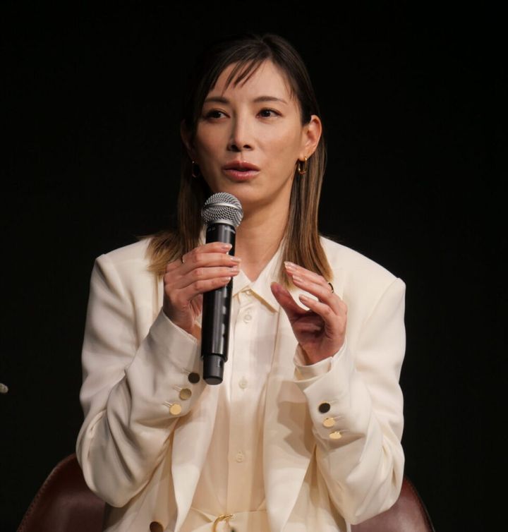 女優、加藤あいさん（43）が12日、東京都内で美容サプリドリンク「オーソモル・ビューティー」のアンバサダー就任発表会に出席しました。