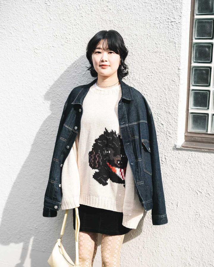 “ニット”が主役の冬コーデ5選。トレンドカラーや冬らしい柄で旬を楽しむ【TOKYO SNAP】