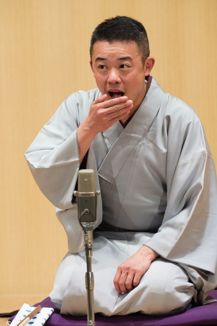 桂吉坊さん02 撮影：佐藤浩