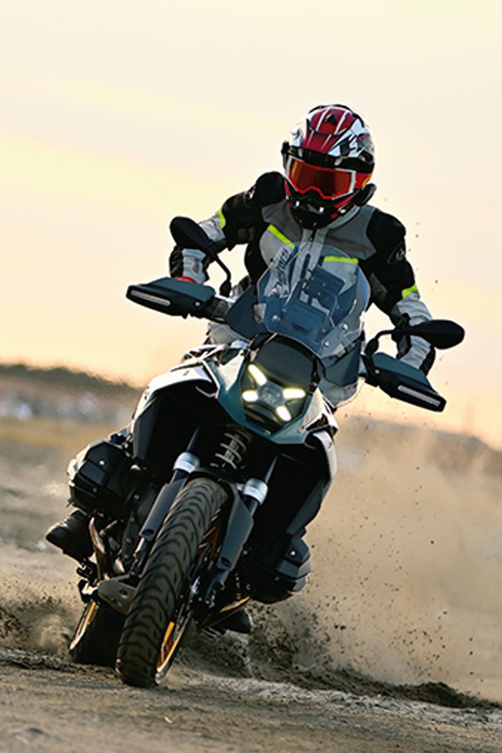 オフロード走行の基本！スタンディングのコツと練習方法スタンディング走行を身につける！