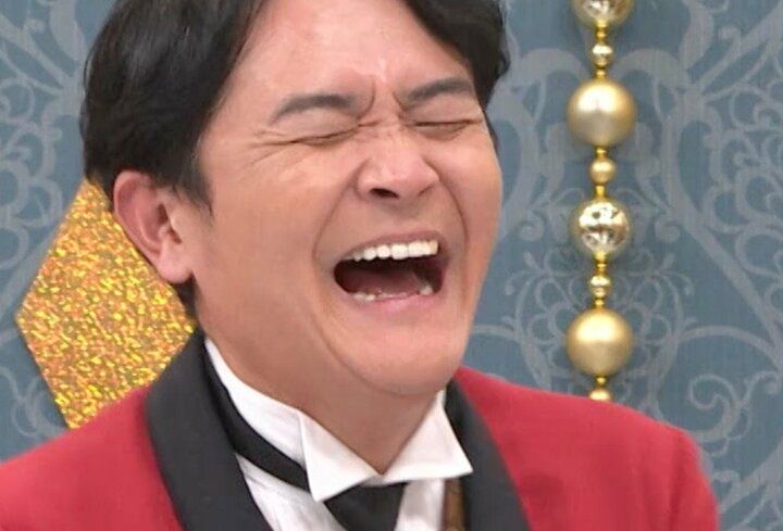 【写真・画像】千鳥・大悟、カツラをかぶった姿にノブら大爆笑「地方のカーディーラーの若作り！」 1枚目