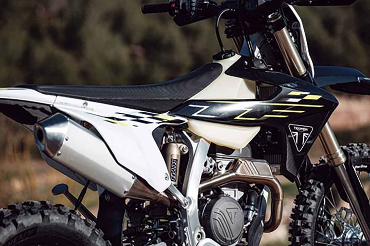 【トライアンフ TF250-E/450-E】英国老舗メーカーが本気で挑むエンデューロの世界