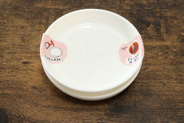 絵が浮き出るしょうゆ皿2P さくら パッケージ