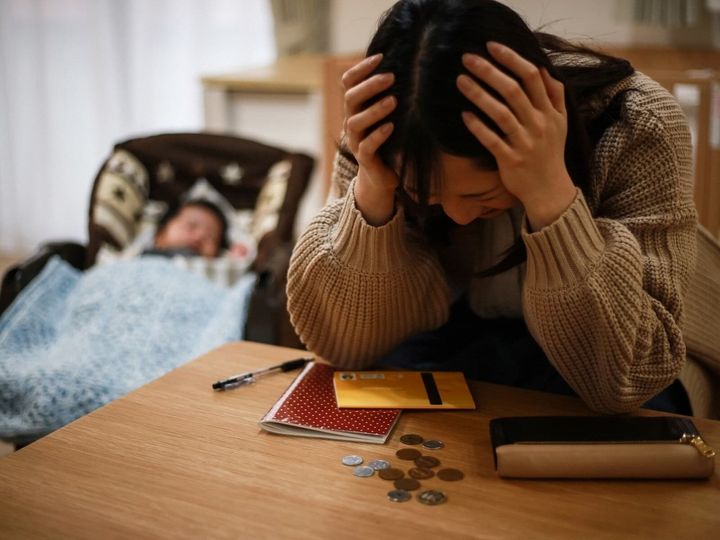 経済的な事情で進学をためらう学生や、成績優秀な生徒に対して学費を補助する奨学金制度。All About ニュース編集部が実施した「奨学金」に関する調査から、愛知県在住・29歳女性のエピソードを紹介します。