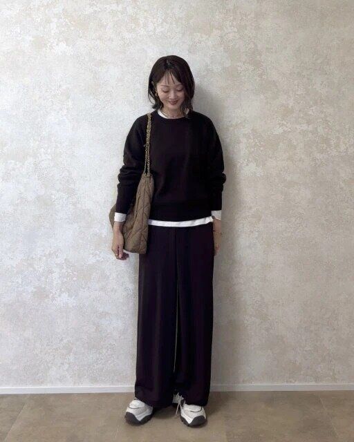 ユニクロシースムースコットンクルーネックセーター着回しこなれコーデ