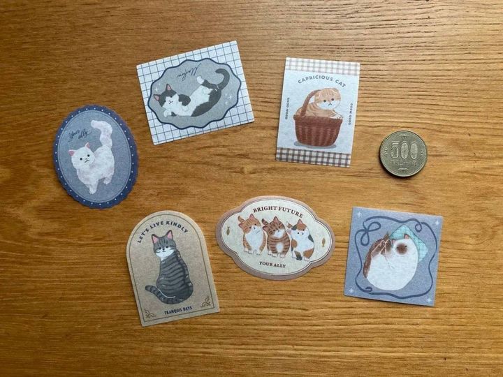 Seria(セリア)：フレークシール ふんわりねこ柄