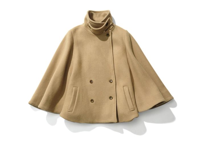 クラシカルさが増すダブルボタン仕様