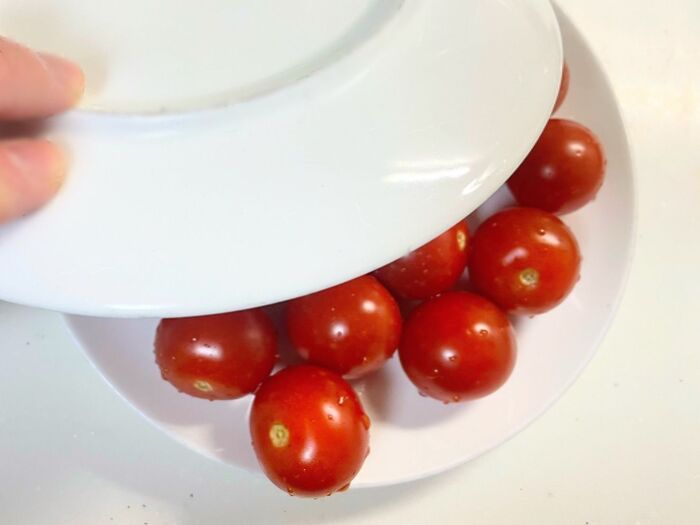 【家事ヤロウ!!!】石原さとみさんのトマトを使った前菜がオシャレすぎ♡クリスマスにもおすすめです！