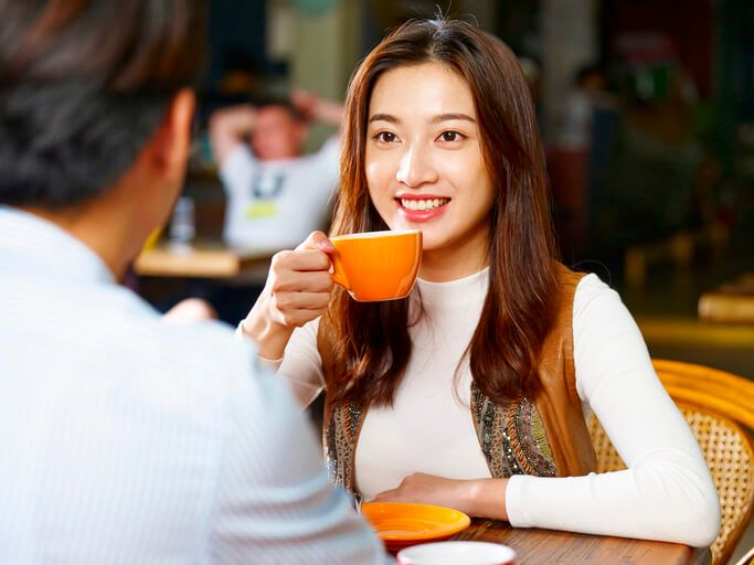 会話が続かない？恋愛デートで使える質問ネタ16選