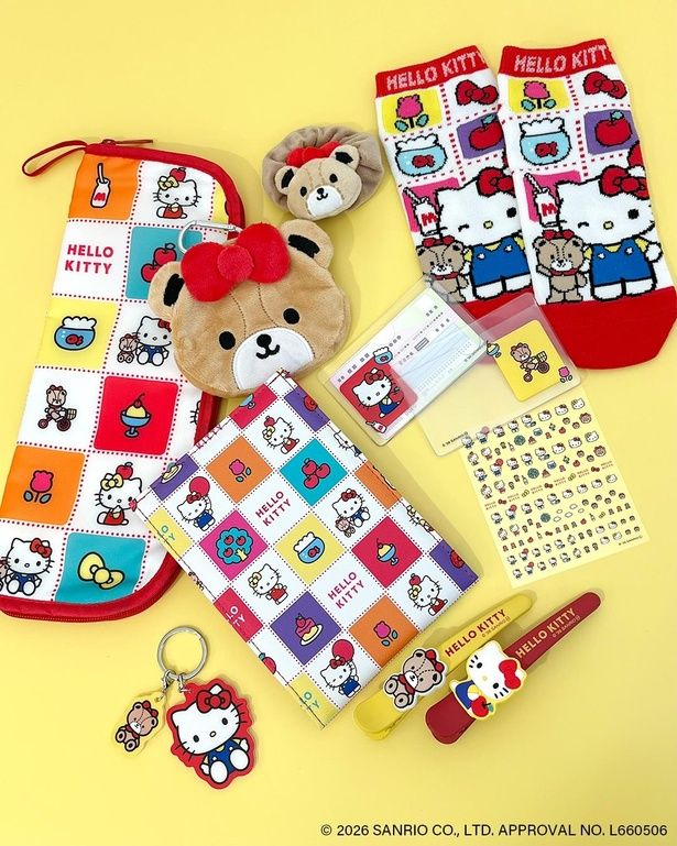 レトロポップなデザインがかわいい！ハローキティとタイニーチャムの全10アイテム