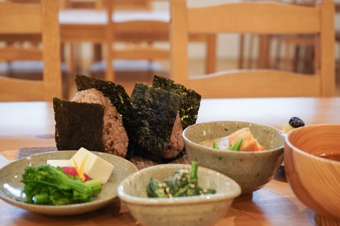 癒やしのテーマパーク Nayuta ひとやすみ おにぎり