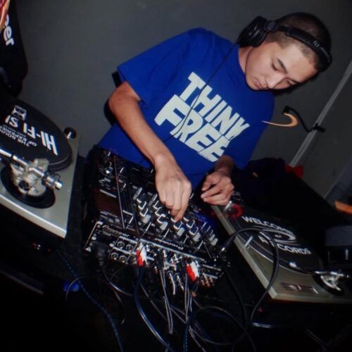 「朝イチに聴く曲で人生が決まる」注目の精鋭モデル・タイシンが欠かせない”3つの儀式”と、愛用のiPhoneの意外な秘密